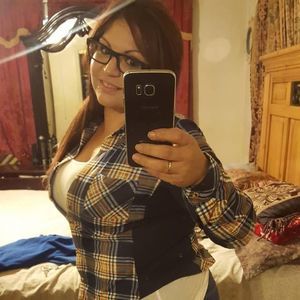 Meet your Posher, Myra